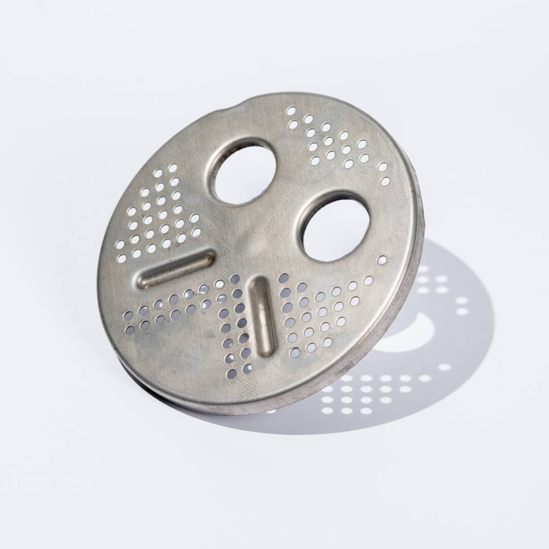 vutreshna-pregrada-gurne-lada-06